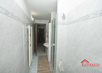 6.1 bagno.jpg - Appartamento Via Antonio Canobbio 1, Genova (zona Sestri Ponente) - foto 23