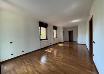 Zona giorno - Three-room apartment Como - photo 9