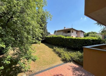 Vista dal balcone - Three-room apartment Como - photo 11