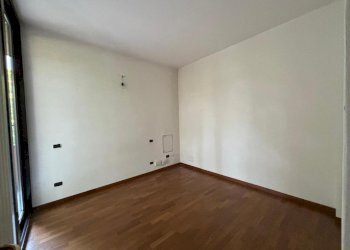 camera - Three-room apartment Via Giovane Italia, Como - photo 14