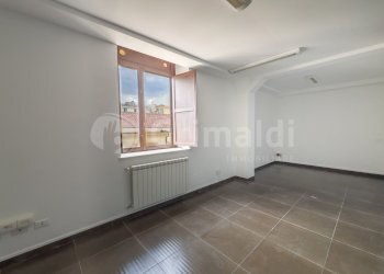 IMG_2377-HDR - Four-room apartment Avola - photo 3