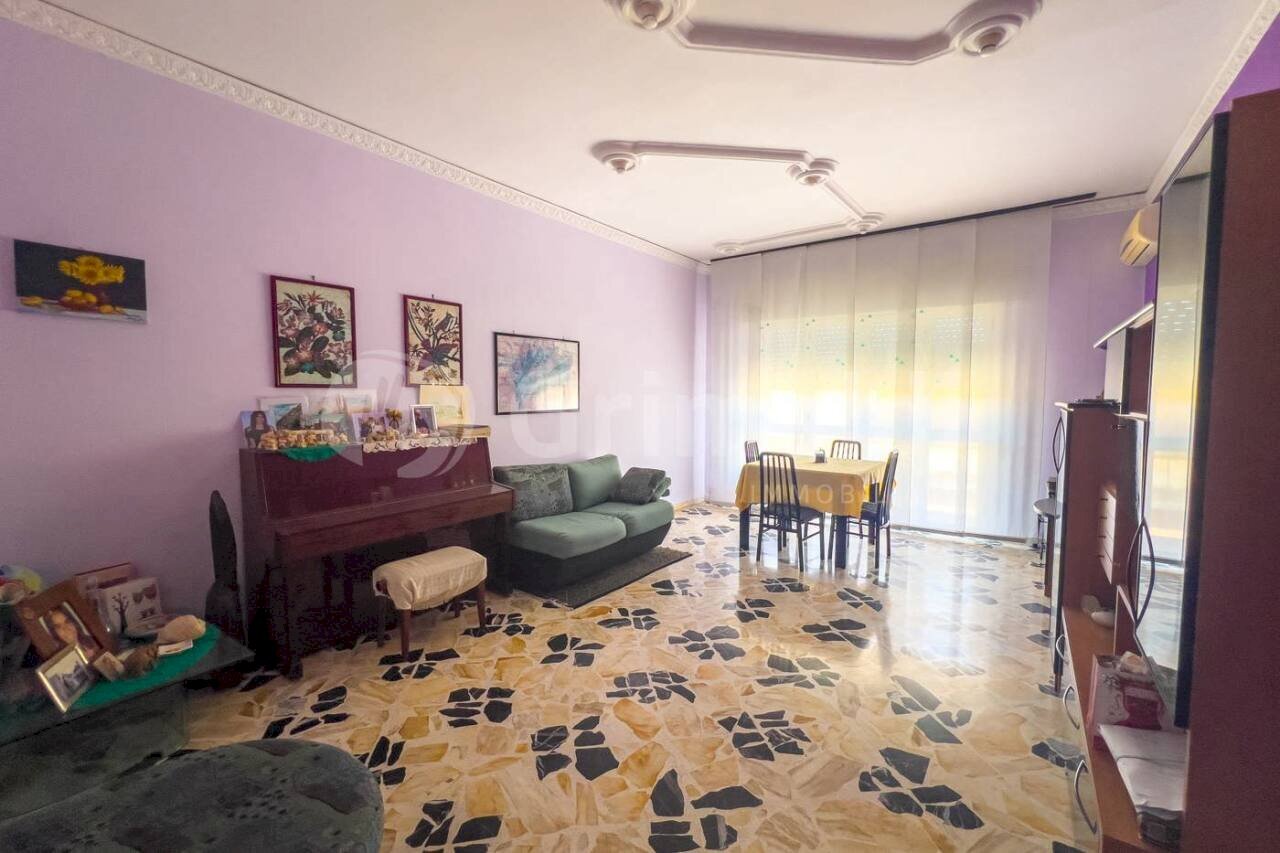 01.jpg - Apartment Via Achille Vaccarisi 106, Avola - photo 1