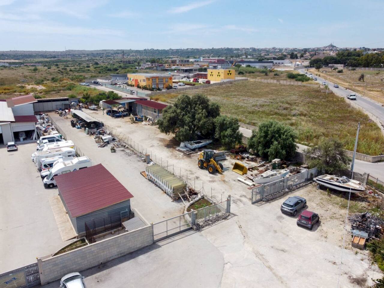 dji_fly_20260511_114328_244_1778492677140_photo_op - Capannone VIA EDOARDO GARRONE 94, Melilli - foto 1