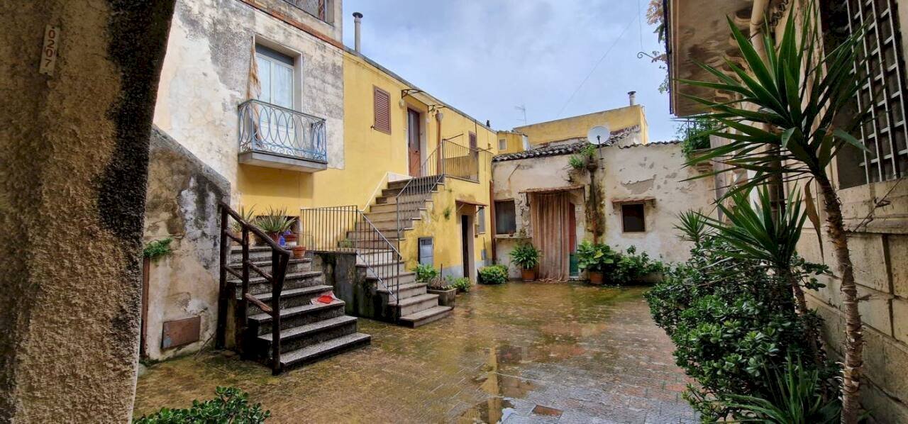 Mangiameli - rilievo (13).jpg - Four-room apartment Via Garibaldi 28, Ferla - photo 1