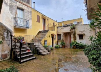 Mangiameli - rilievo (13).jpg - Appartamento Via Garibaldi 28, Ferla - foto 1