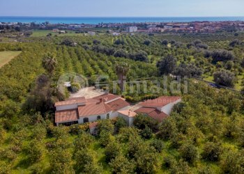 01.jpg - Villa Via Bella Pettinata 1, Avola - photo 1