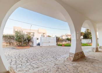 09.jpg - Villa Traversa Renella 96, Siracusa - photo 9