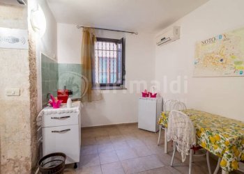 04.jpg - Independent house via angelo cavarra 68, Noto - photo 4