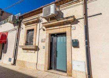 02.jpg - Independent house Via Sergio Sallicano 54, Noto - photo 2