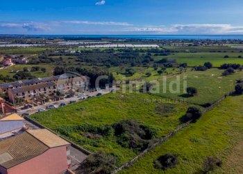 01.jpg - Building land Via Luciano Rinaldi 1, Siracusa - photo 1