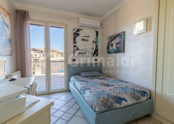 19.jpg - Four-room apartment Via Monsignore Lauricella 4, Siracusa - photo 19