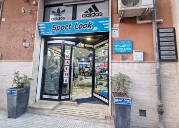 02.jpg - Locale Commerciale Viale Zecchino 81, Siracusa - foto 2