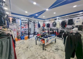 08.jpg - Locale Commerciale Viale Zecchino 81, Siracusa - foto 8
