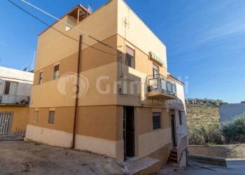 01.jpg - Casa indipendente A.Fogazzaro 17, Noto - foto 2