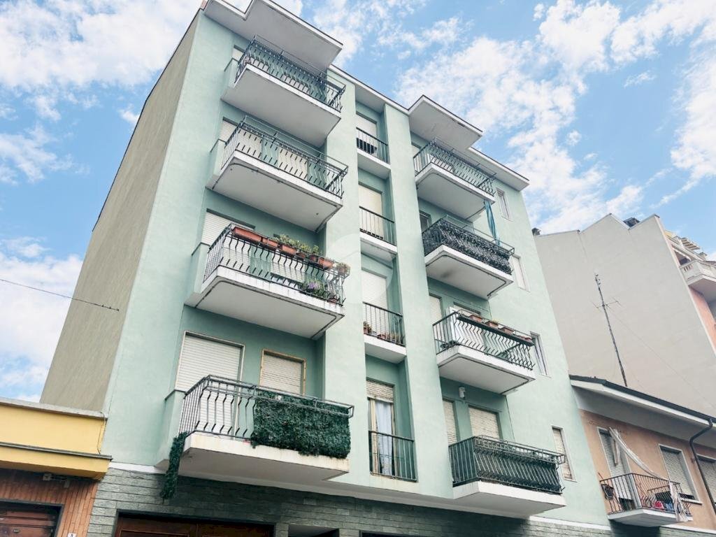Three-room apartment Via Rueglio, Torino - photo 1
