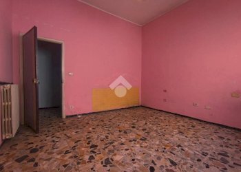 Three-room apartment Via Giovanni Verneri, Alessandria - photo 5