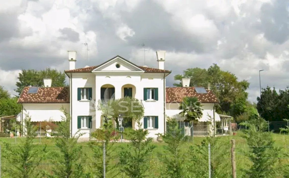 Semi-detached Villa Venezia (neighborhood Ca' Noghera) - photo 1