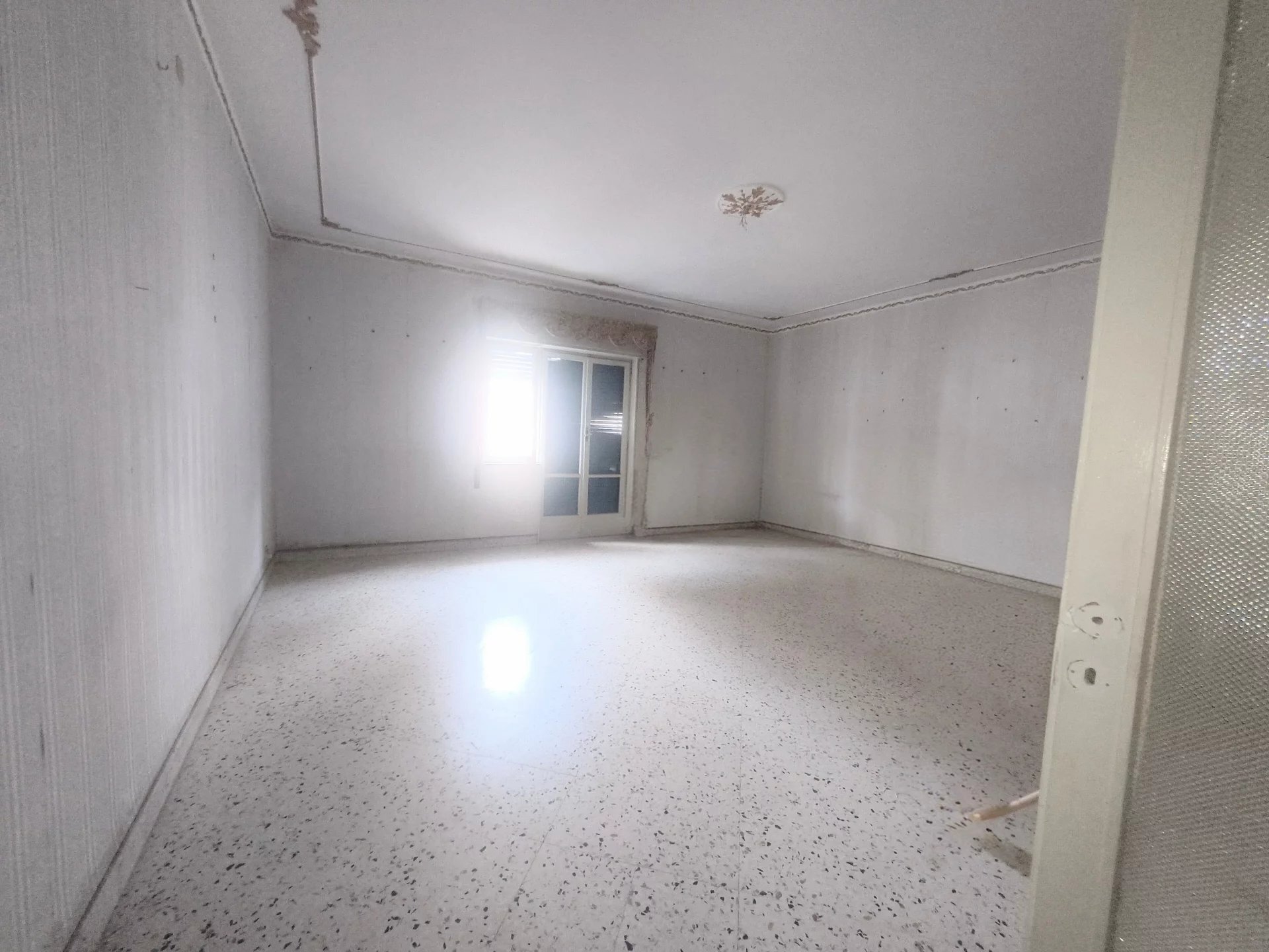 Three-room apartment Via Colapesce, Messina - photo 2
