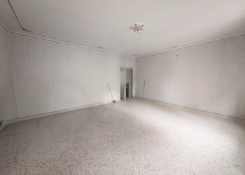 Three-room apartment Via Colapesce, Messina - photo 4