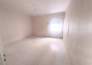 Three-room apartment Via Colapesce, Messina - photo 9