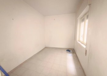 Three-room apartment Via Colapesce, Messina - photo 11