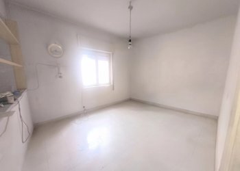 Three-room apartment Via Colapesce, Messina - photo 15