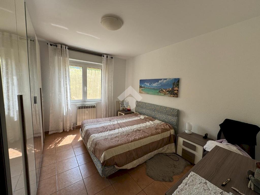 Three-room apartment Via Carlo Linneo, Genova (neighborhood Rivarolo) - photo 1