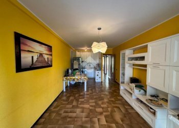Three-room apartment Via Carlo Linneo, Genova (neighborhood Rivarolo) - photo 8