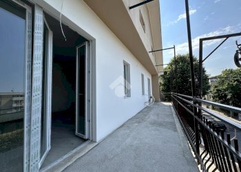 Three-room apartment Via Monte Grappa, Carugate - photo 9