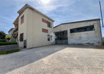 Three-family Villa Via Piangipane, Ravenna (neighborhood Borgo Fusara) - photo 44
