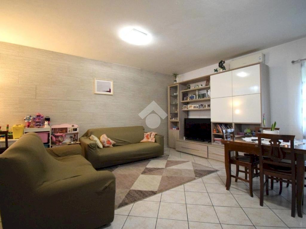 Three-room apartment Via Santa Maria, Cologno Monzese - photo 3