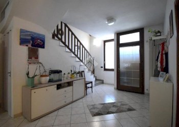 Three-room apartment Via Santa Maria, Cologno Monzese - photo 18