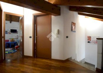 Three-room apartment Via Santa Maria, Cologno Monzese - photo 22