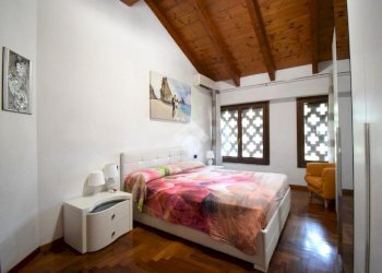Three-room apartment Via Santa Maria, Cologno Monzese - photo 26