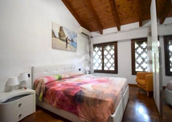 Three-room apartment Via Santa Maria, Cologno Monzese - photo 27