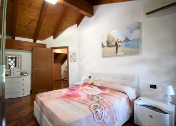 Three-room apartment Via Santa Maria, Cologno Monzese - photo 28