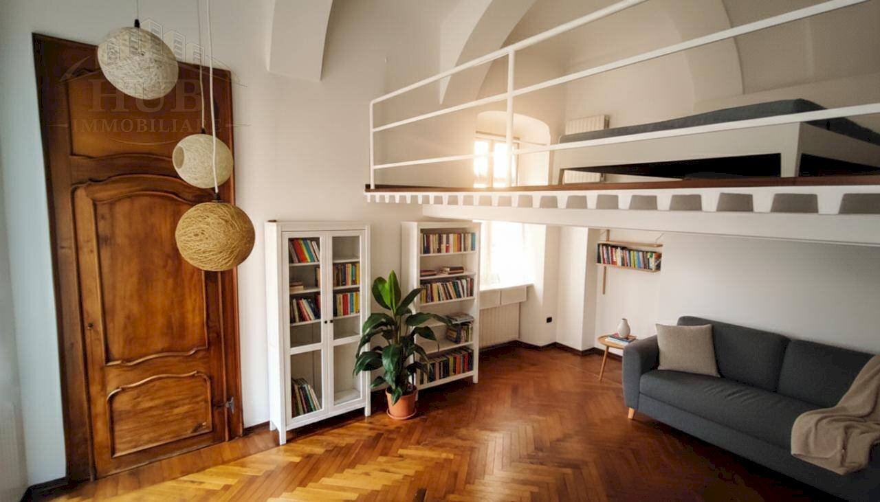 Two-room apartment Via fossano 32, Cuneo (neighborhood Centro Storico) - photo 1
