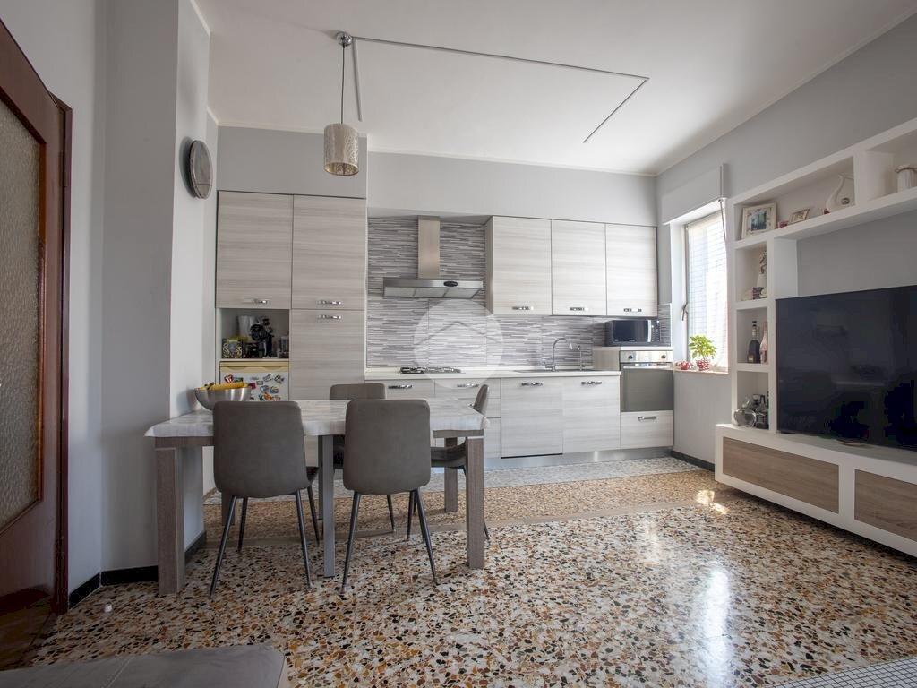 Apartment Strada San Giacomo, Savigliano - photo 2