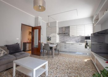 Apartment Strada San Giacomo, Savigliano - photo 1