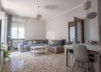 Apartment Strada San Giacomo, Savigliano - photo 5