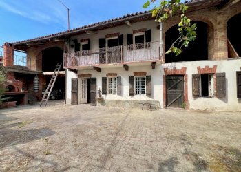 Semi-detached house Via della vittoria, Passerano Marmorito - photo 1