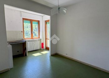 Three-room apartment Via F. Mistral, Melle - photo 2