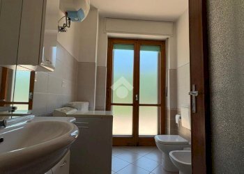 Three-room apartment Via F. Mistral, Melle - photo 11