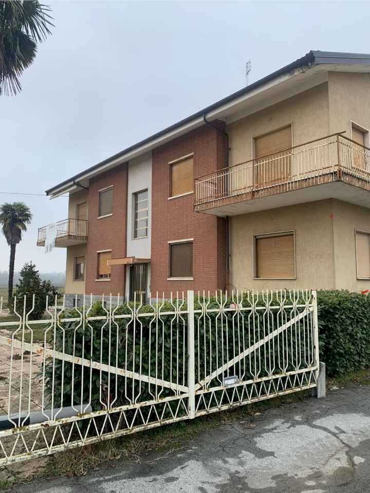 Quadrilocale Via Castelletto Stura, frazione Madonna Delle Grazie, Cuneo - foto 3