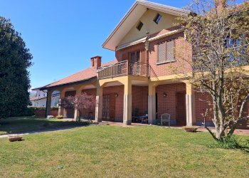 Facciata - Three-family Villa via Fratelli Vitrani, 20, Villarbasse - photo 4
