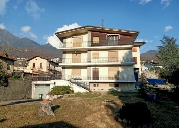Three-family Villa Saint-Vincent - photo 1