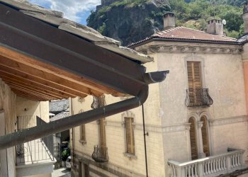 Appartamento Piazza Renè de Challand 1, Verrès - foto 5