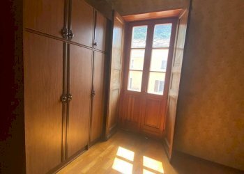 Appartamento Piazza Renè de Challand 1, Verrès - foto 12