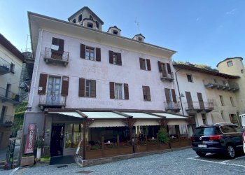 Appartamento Piazza Renè de Challand 1, Verrès - foto 29