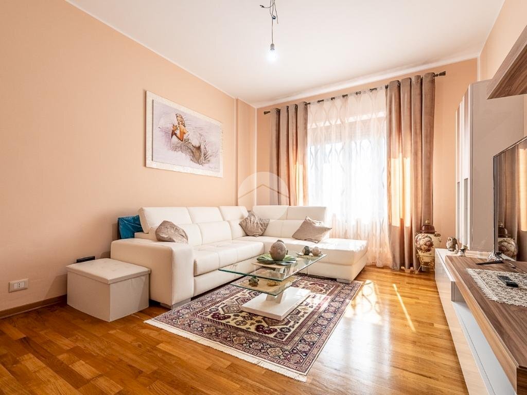 Three-room apartment Via Fabio Filzi, Collegno - photo 1